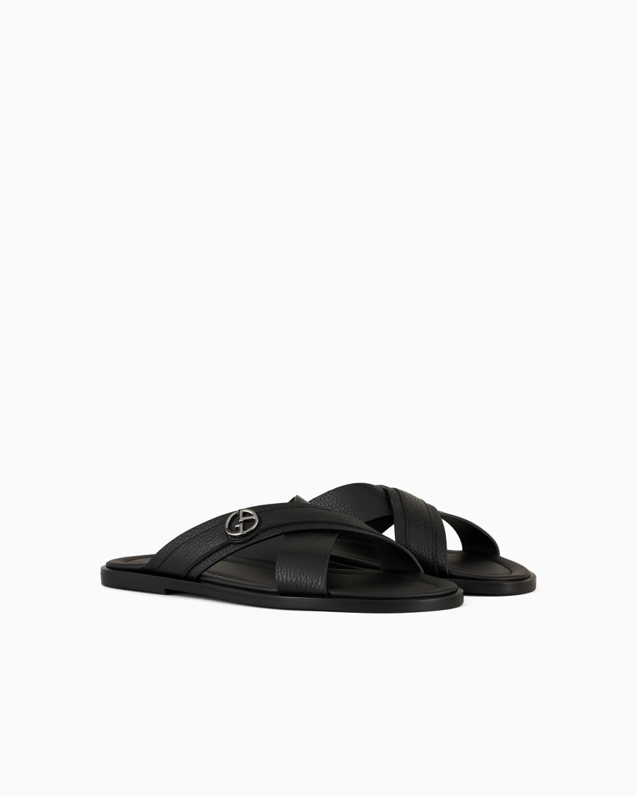 The world of armani SANDALI CROSS IN PELLE GRANATA In Saldo