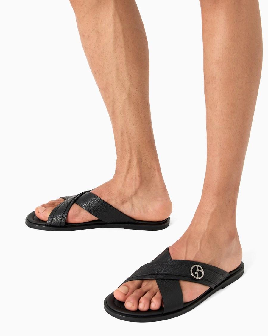 The world of armani SANDALI CROSS IN PELLE GRANATA In Saldo