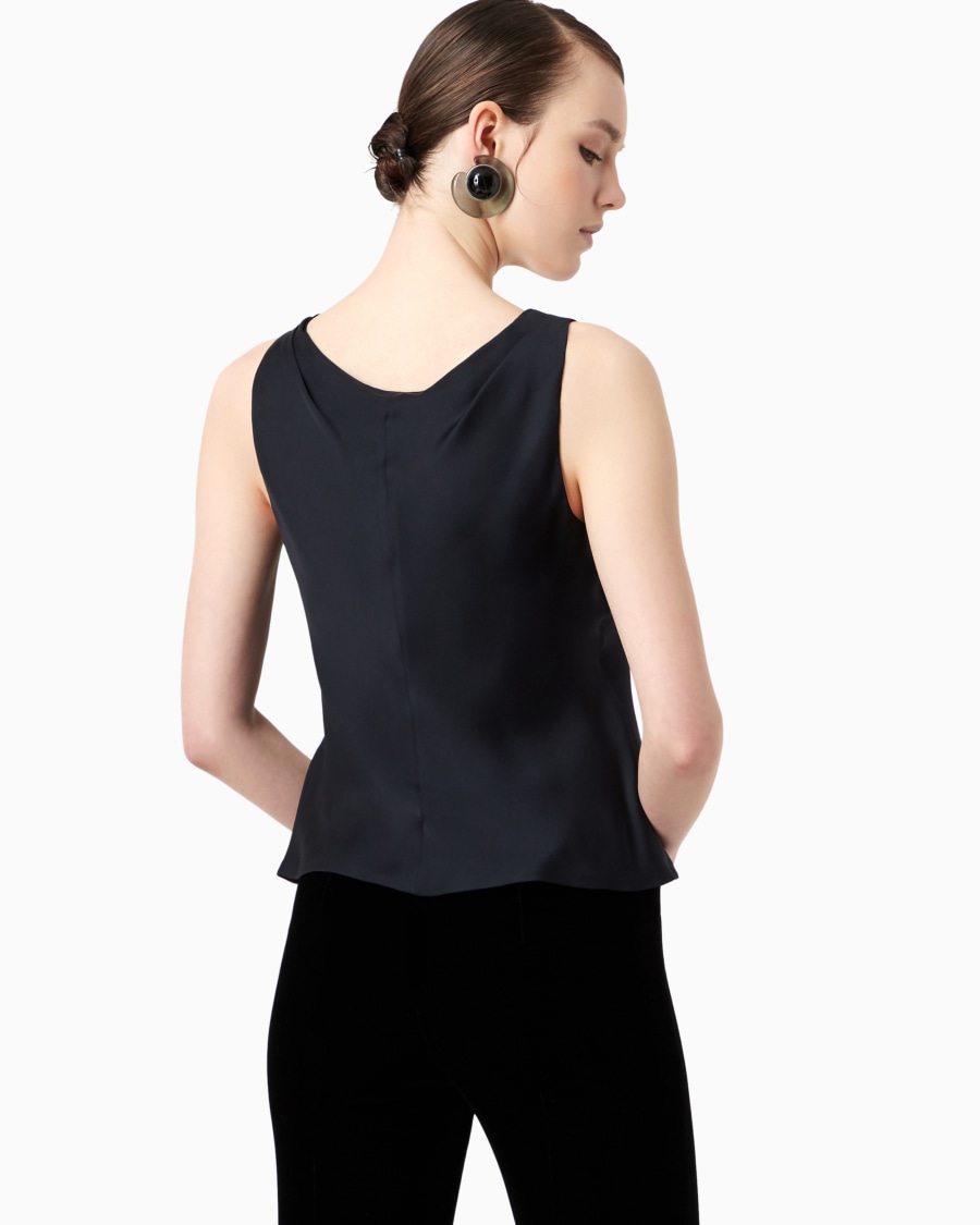 The world of armani TOP IN PURA SETA Sconto