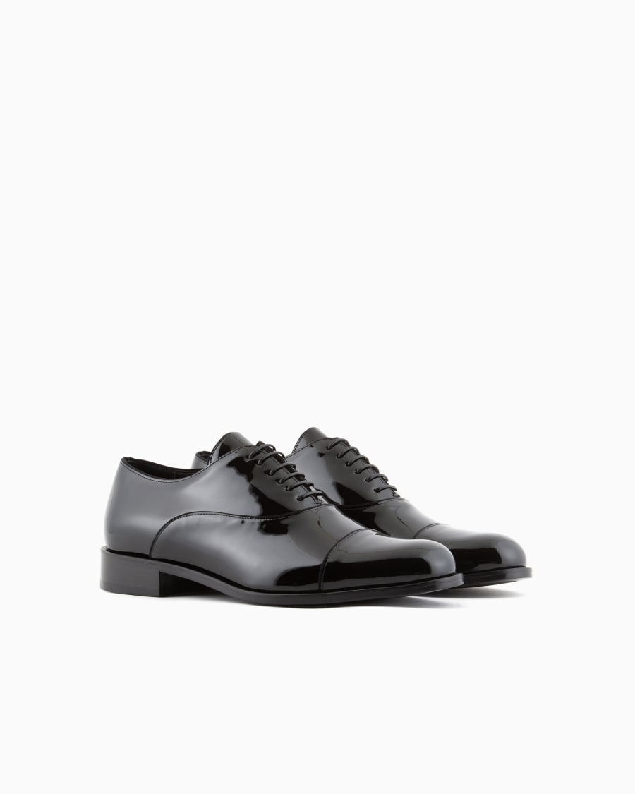 The world of armani OXFORD IN VERNICE Moda