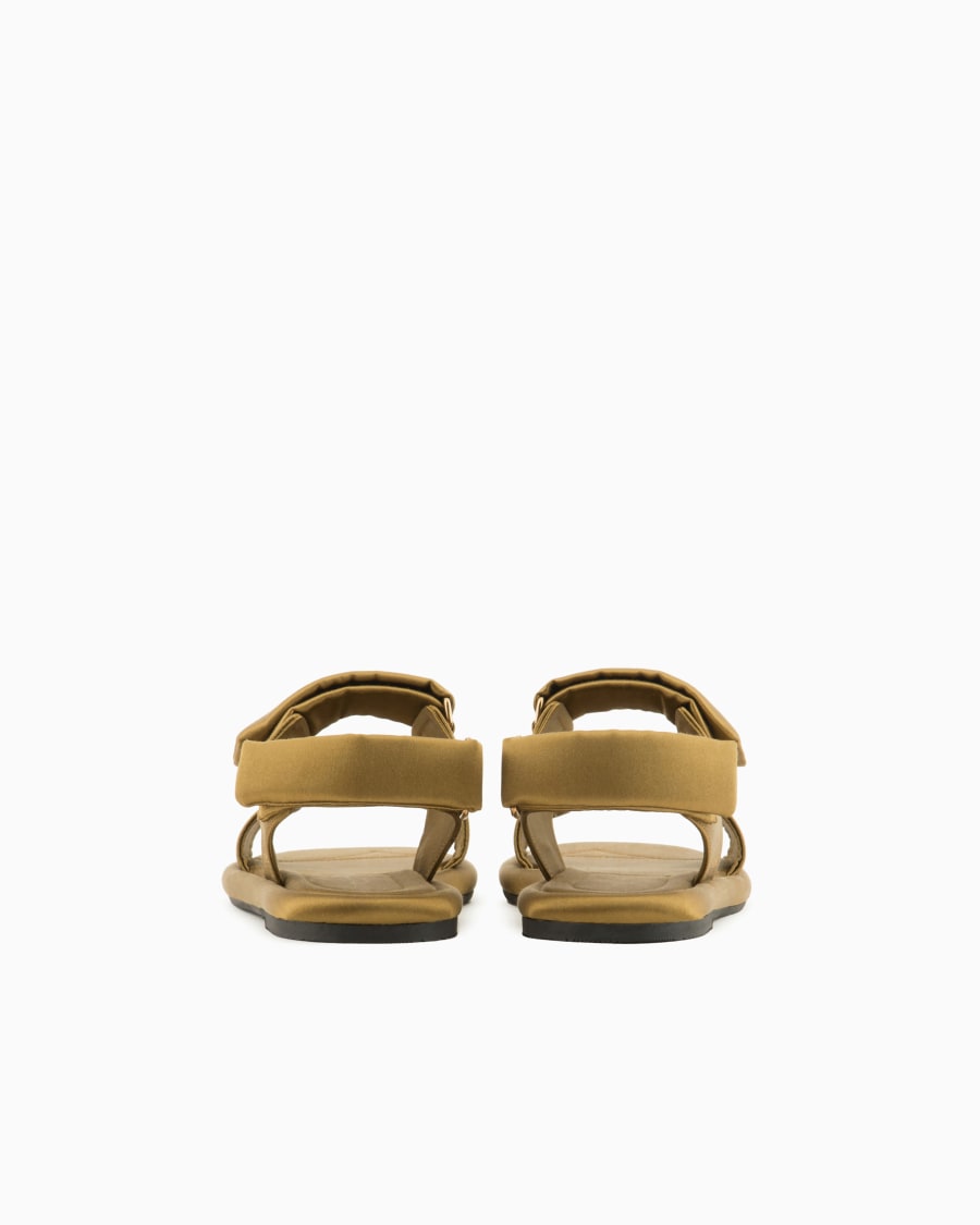 The world of armani SANDALI FLAT IN RASO IMBOTTITI Outlet