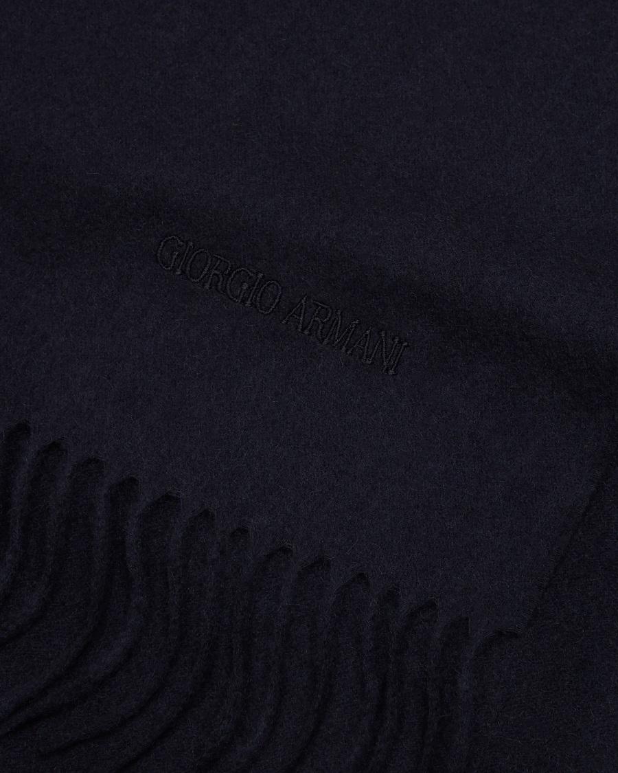 The world of armani SCIARPA IN CASHMERE CON LOGO RICAMATO In Saldo