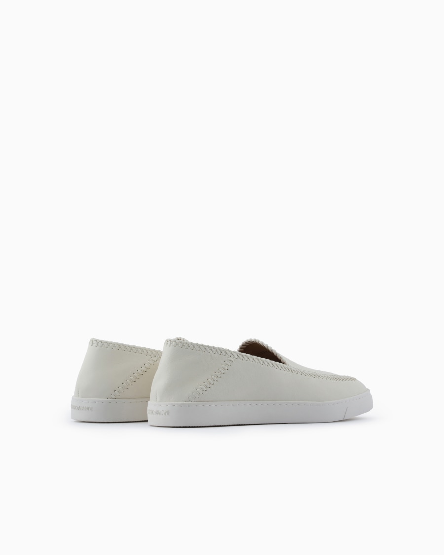 The world of armani GALLERIA 3 SLIP-ON IN NAPPA Offerta