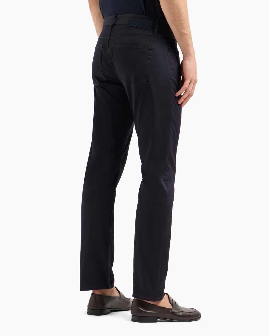 The world of armani PANTALONE 5 TASCHE REGULAR FIT IN COTONE STRETCH Liquidazione