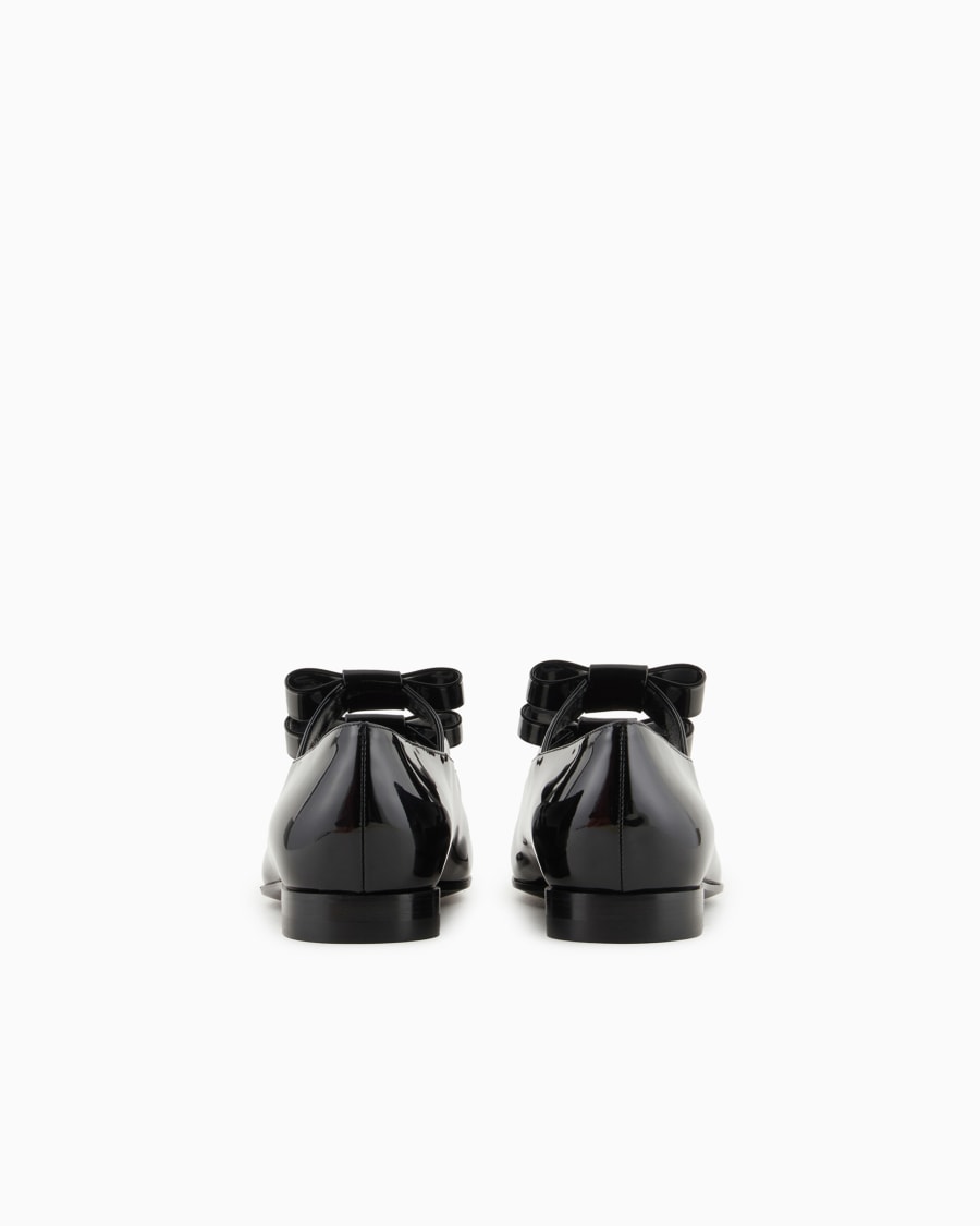 The world of armani BALLERINE IN VERNICE CON DETTAGLIO FIOCCHI Offerta settimanale
