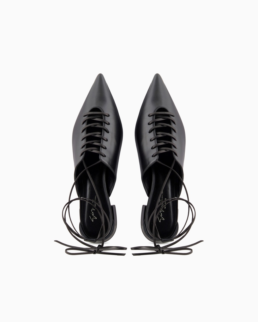 The world of armani BALLERINE IN PELLE CON ALLACCIATURA ALLA CAVIGLIA Vendite stagionali