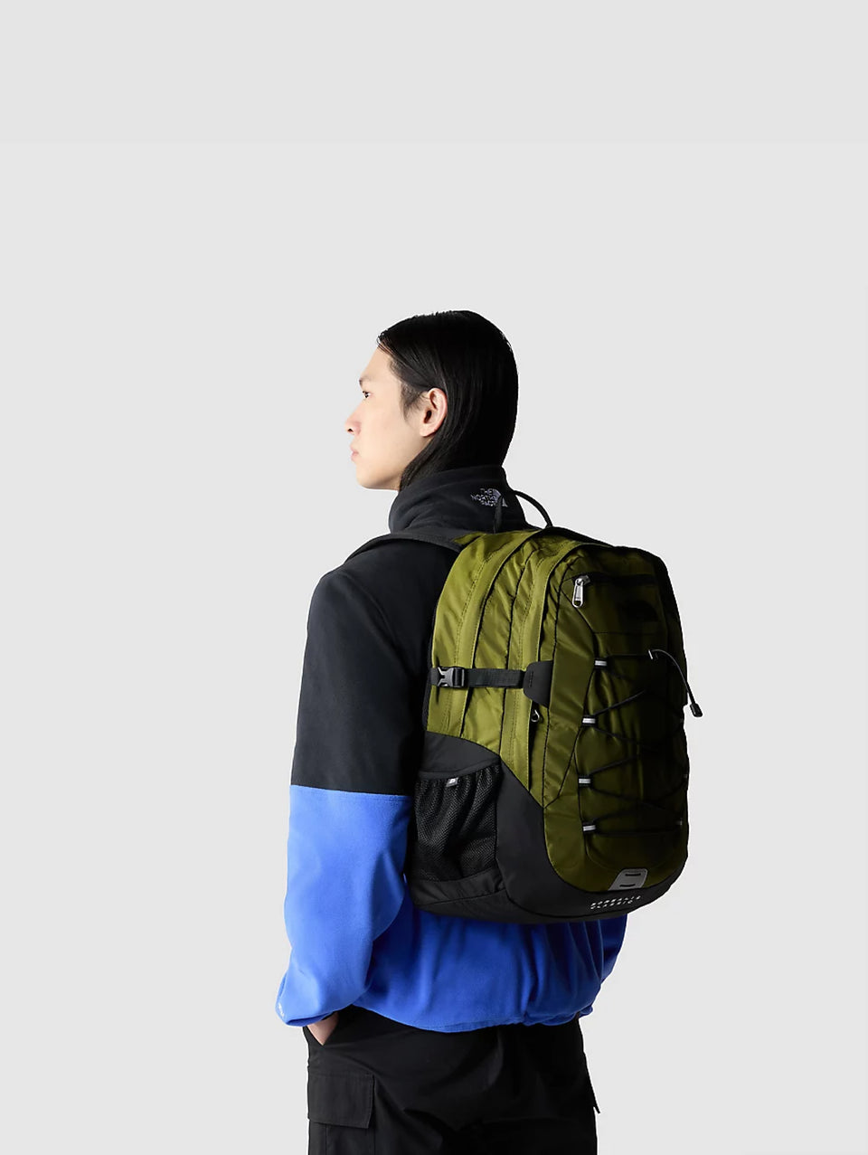 THE NORTH FACE Zaino Con Lacci Borealis Classic Oliva Offerta per la Festa della Mamma