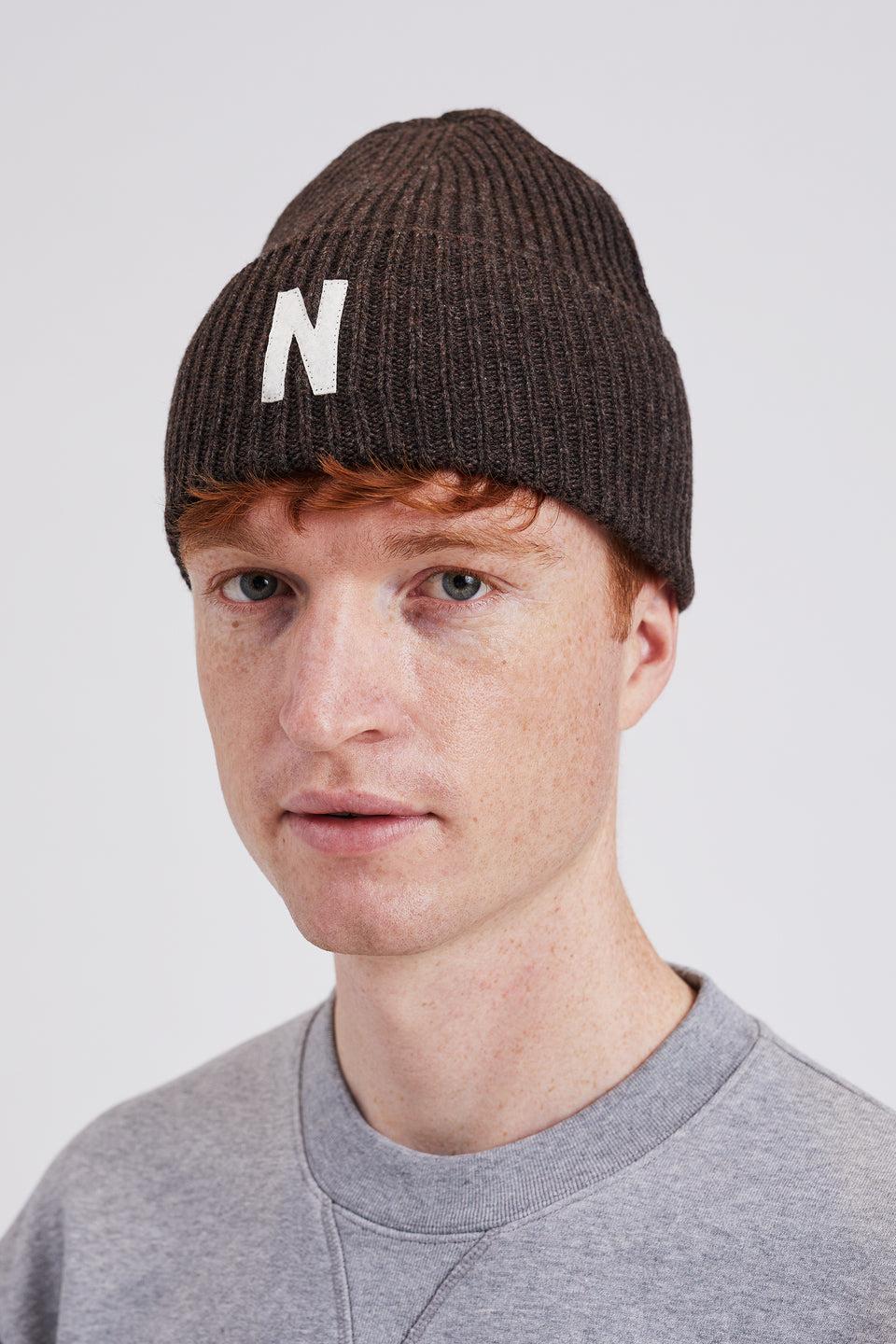 NORSE PROJECTS Capello Beanie in Lana Merinos Marrone Ultimo giorno