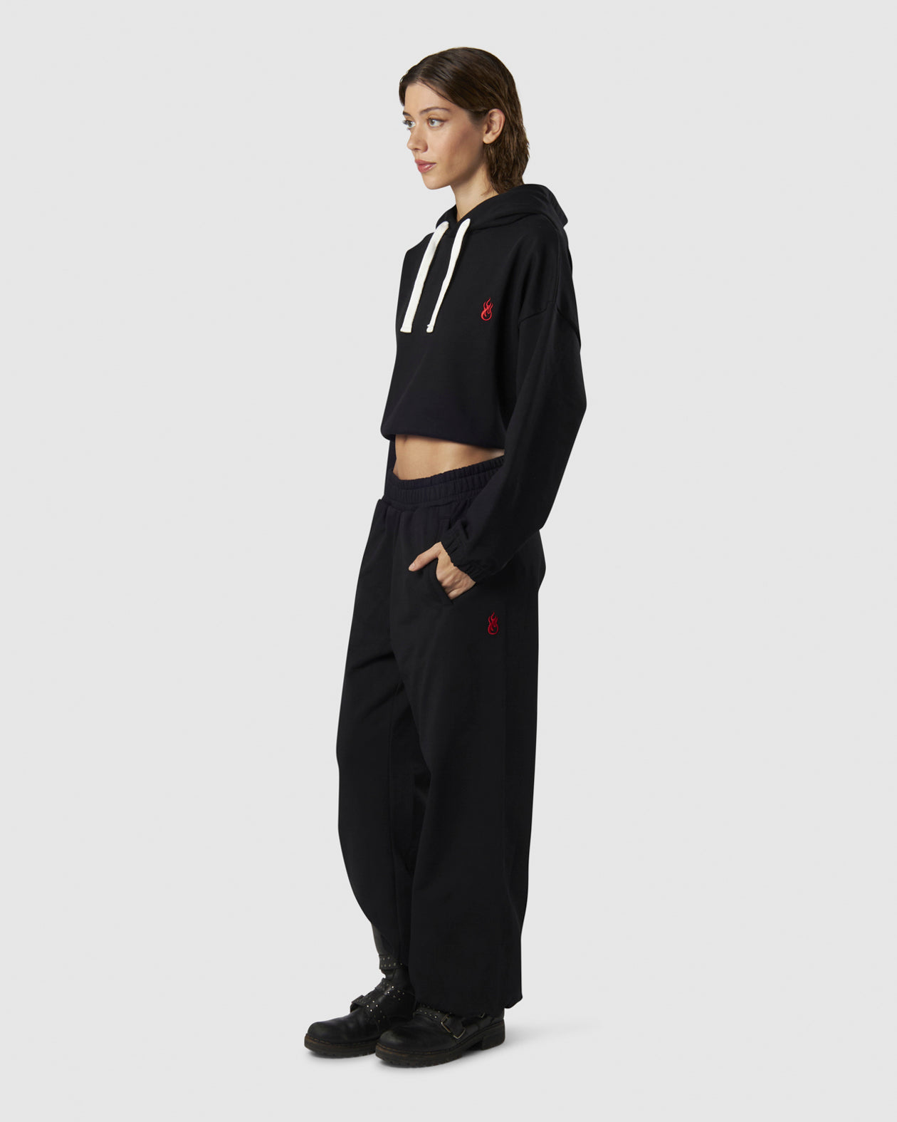 Vision Of Super BACK CROP HOODIE WITH EMBROIDERED FLAME LOGO ON FRONT AND PRINTED LOGO ON BACK Promozione