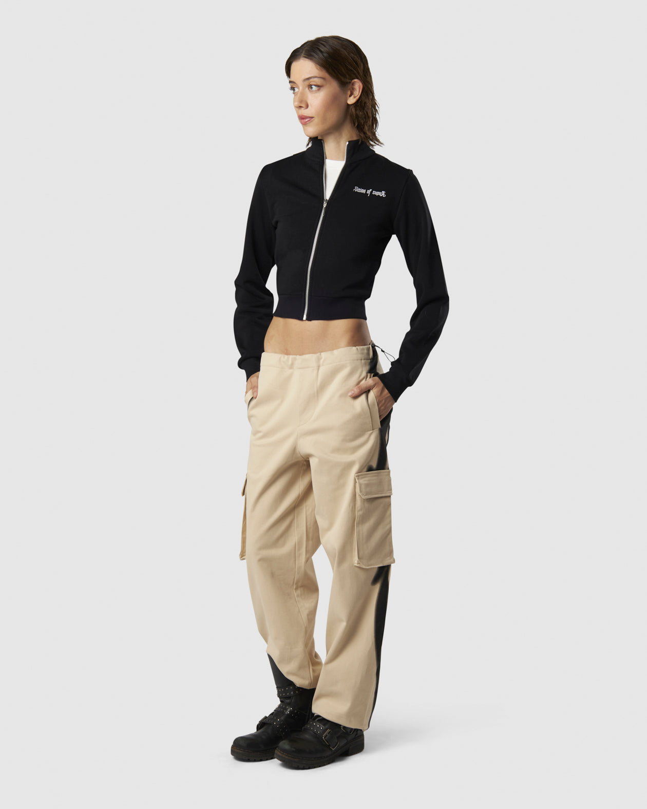Vision Of Super BLACK LONGSLEEVE ZIP WITH EMBROIDERED LOGO ON FRONT AND EMBROIDERED TRIBAL GRAPHIC ON BACK Pezzi Unici