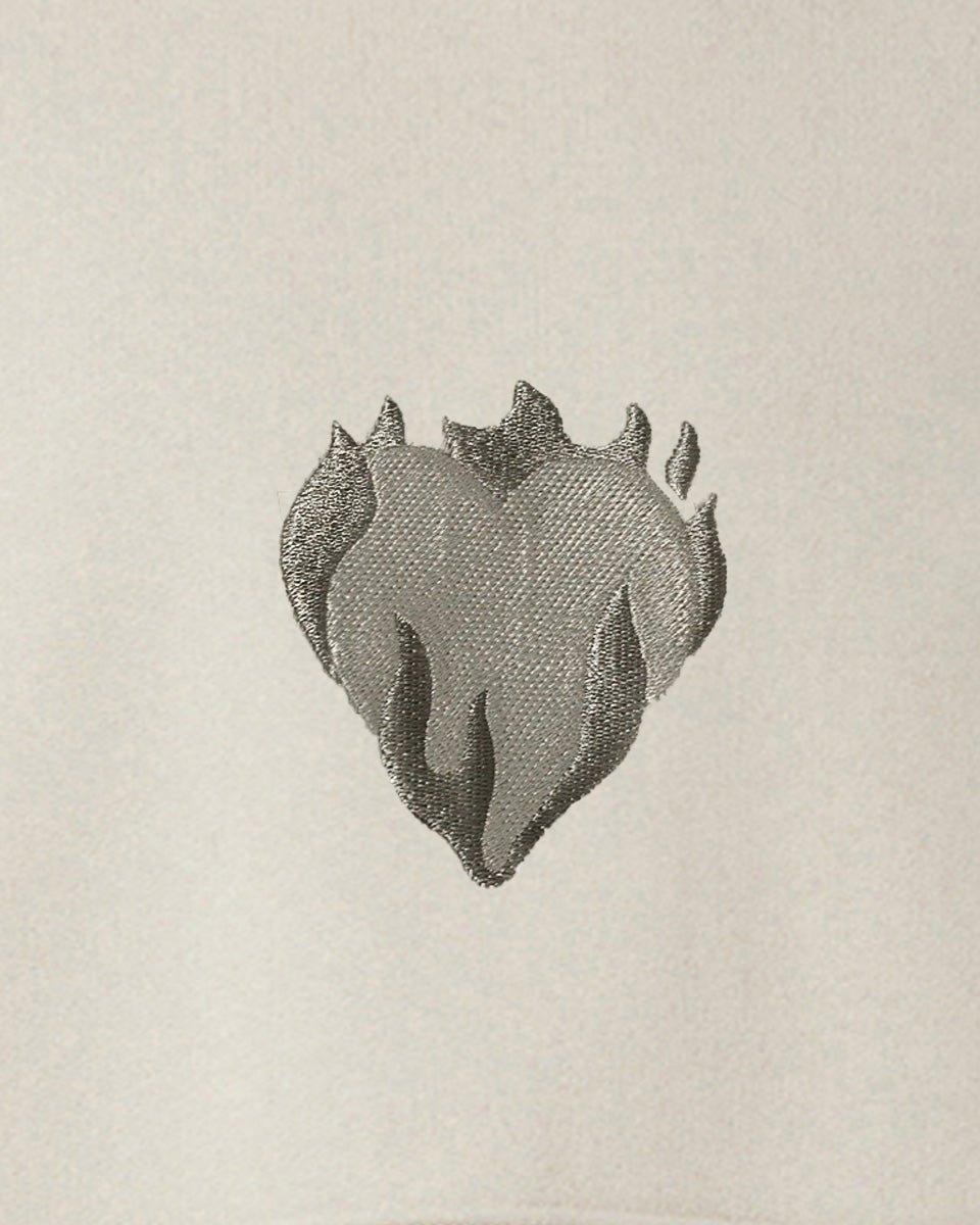 Vision Of Super LONDON FOG CREWNECK WITH EMBROIDERED FLAMING HEART Saldi