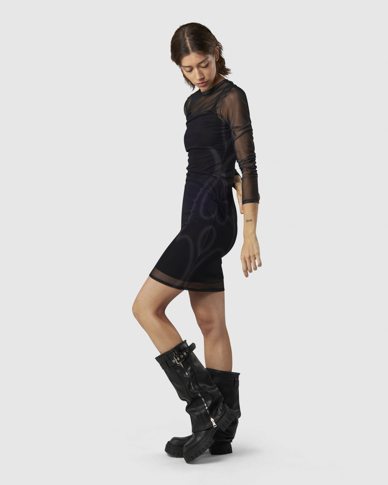 Vision Of Super BLACK DRESS WITH SAND TRIBAL FLAMES Acquista Ora