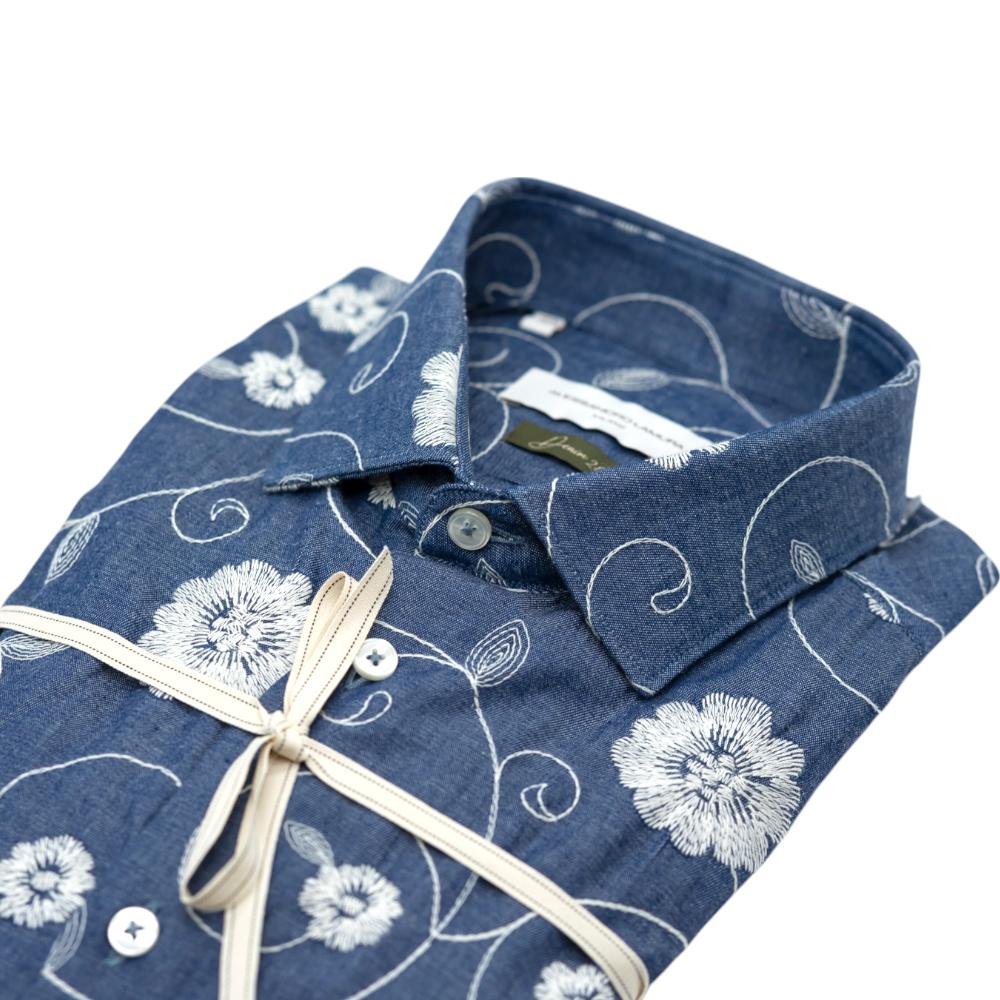 Alessandro Lamura Camicia in Denim Blu con Motivo Floreale Bianco Vendita Calda